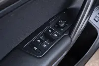 Volkswagen Tiguan 147kW thumbnail