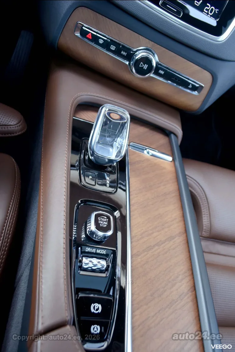 Volvo XC90 AWD 4C H&K LUXURY+ INSCRIPTION XENIUM PRO INTELLI 173kW