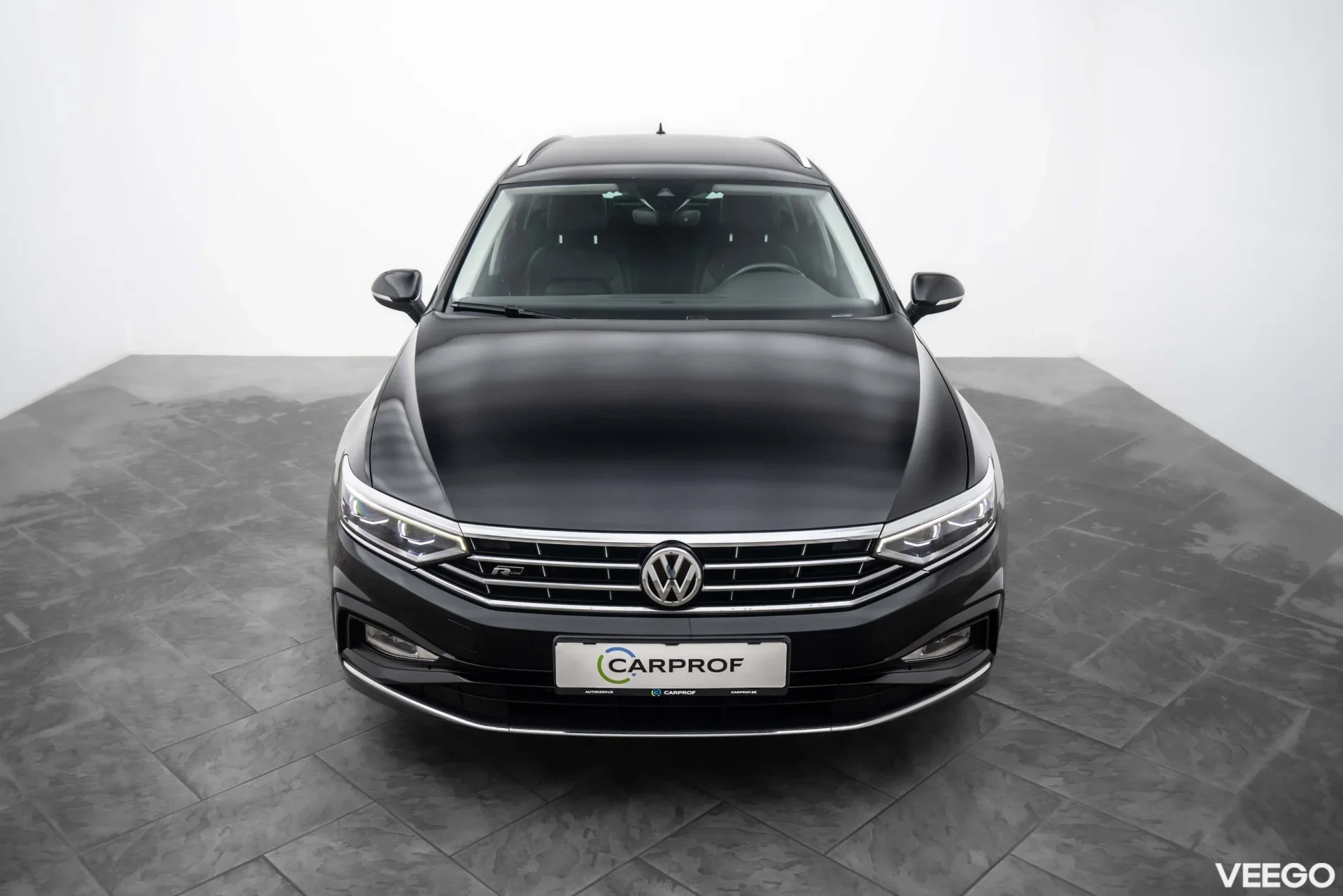Volkswagen Passat R-Line 2.0 110kW