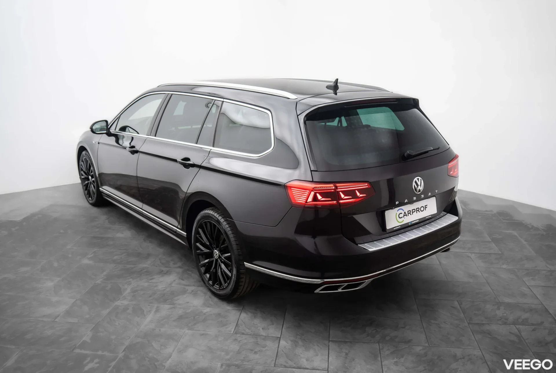 Volkswagen Passat R-Line 2.0 110kW