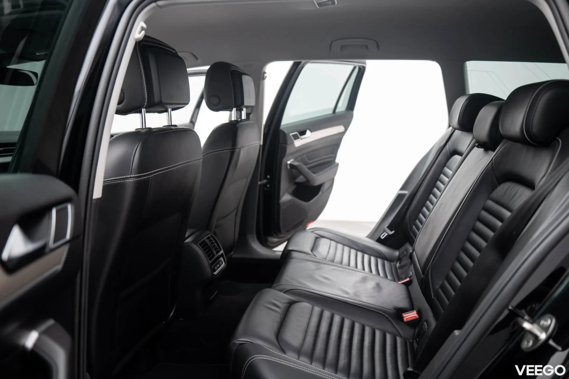 Volkswagen Passat R-Line 2.0 110kW