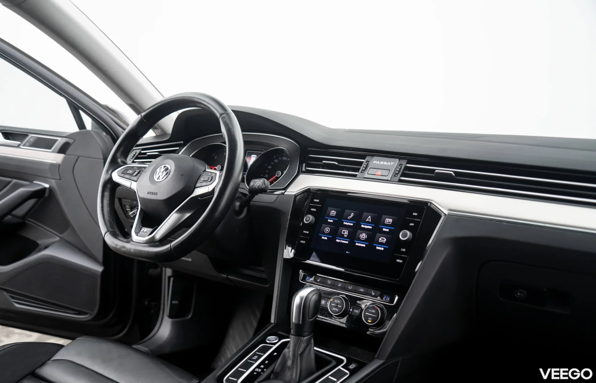 Volkswagen Passat R-Line 2.0 110kW