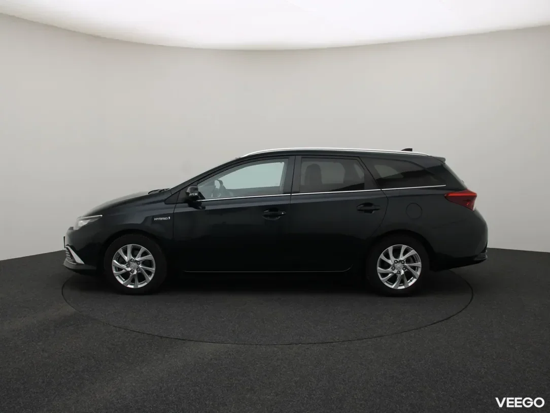 Toyota Auris 1.8 100kW