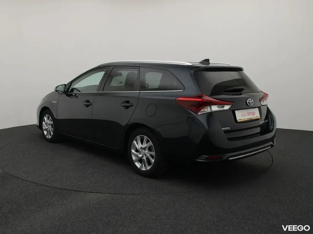 Toyota Auris 1.8 100kW