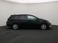 Toyota Auris 1.8 100kW thumbnail
