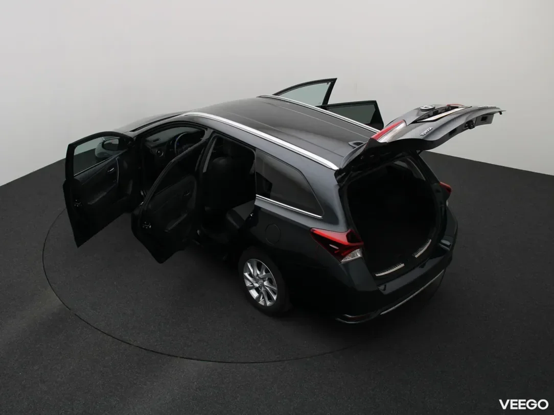 Toyota Auris 1.8 100kW