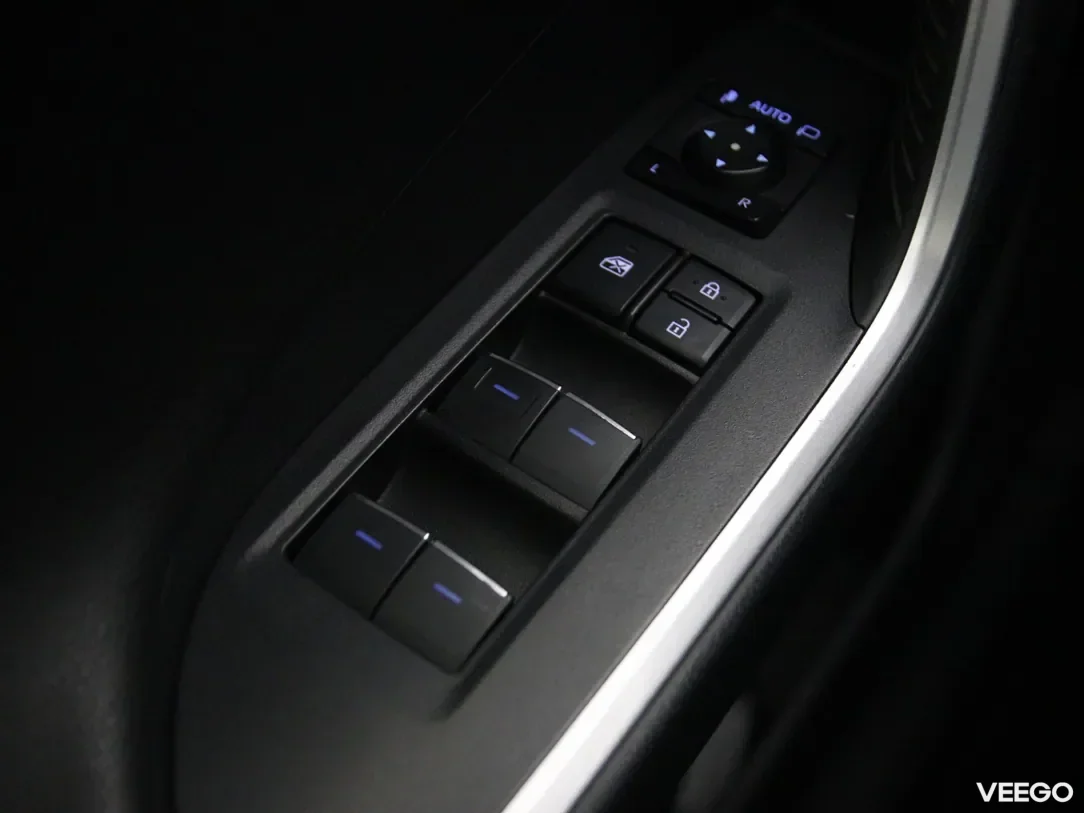 Toyota rav-4 2.5 163kW