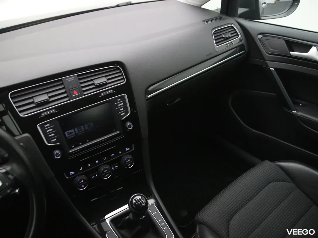 Volkswagen Golf 1.4 110kW