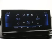 Peugeot 3008 1.5 96kW thumbnail