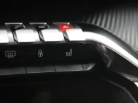 Peugeot 3008 1.5 96kW thumbnail