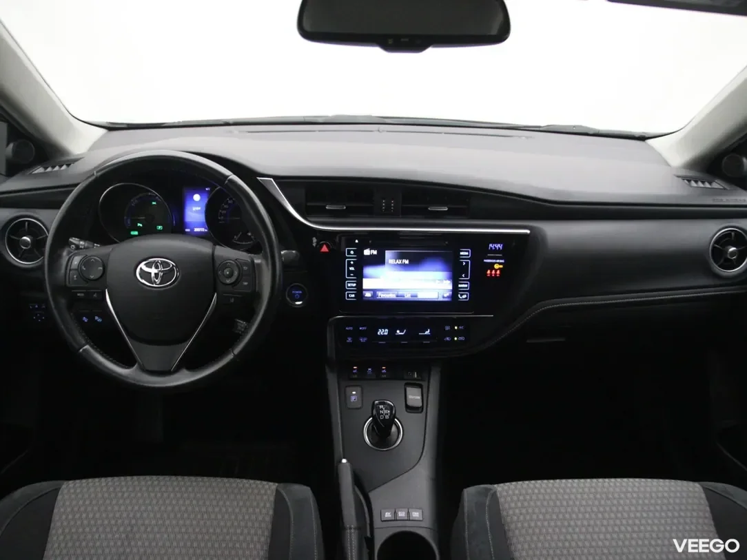 Toyota Auris 1.8 100kW