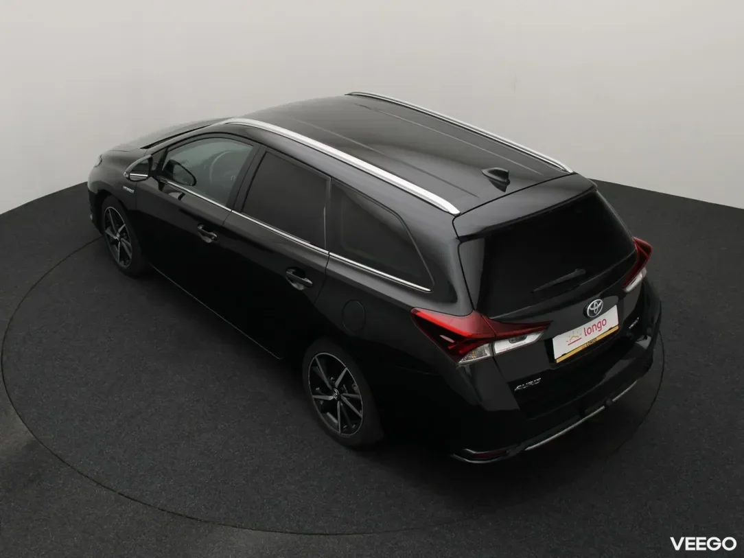 Toyota Auris 1.8 100kW