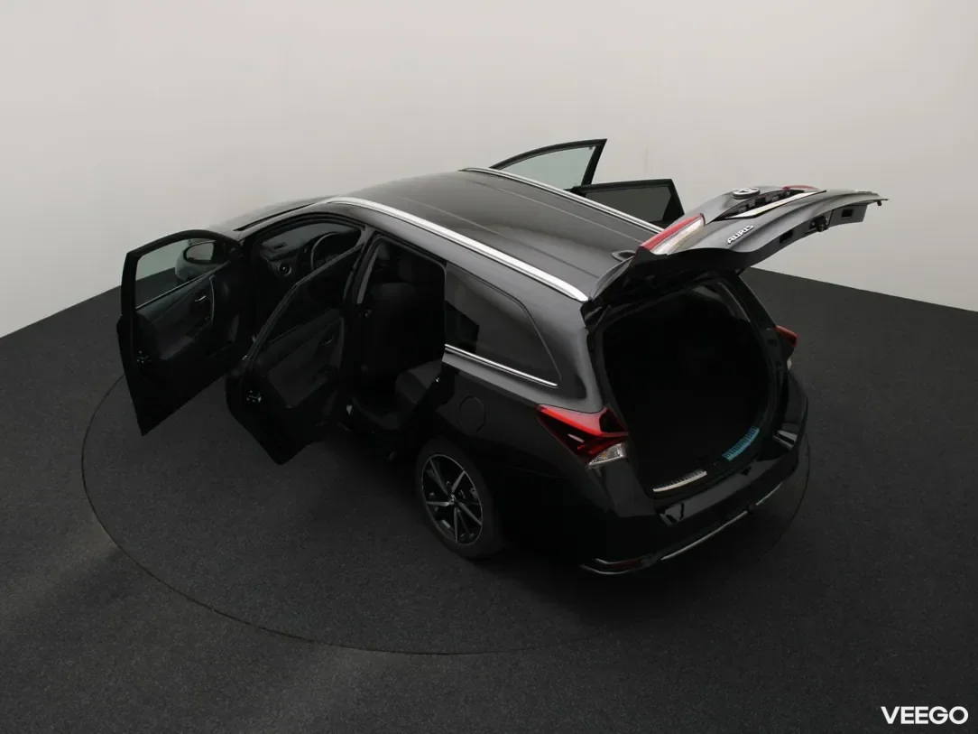 Toyota Auris 1.8 100kW