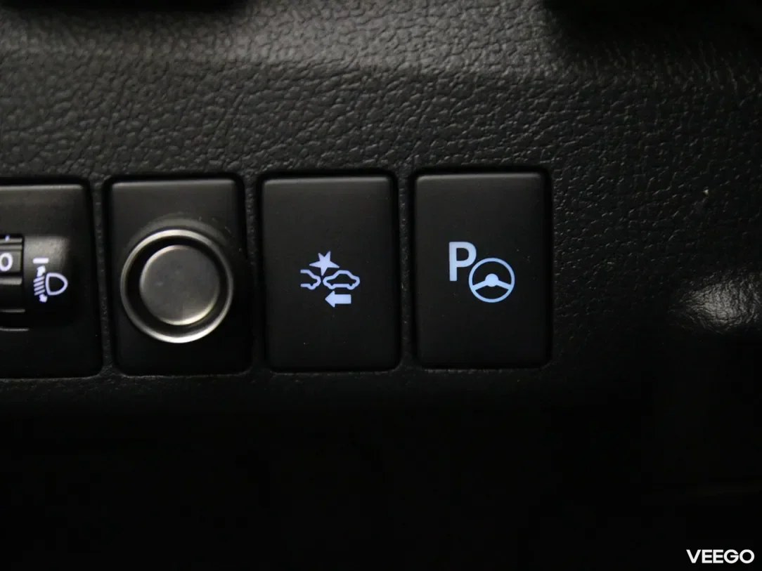 Toyota Auris 1.8 100kW