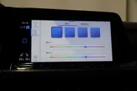 Volkswagen Golf 180kW thumbnail