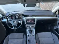 Volkswagen Passat 2.0 110kW thumbnail