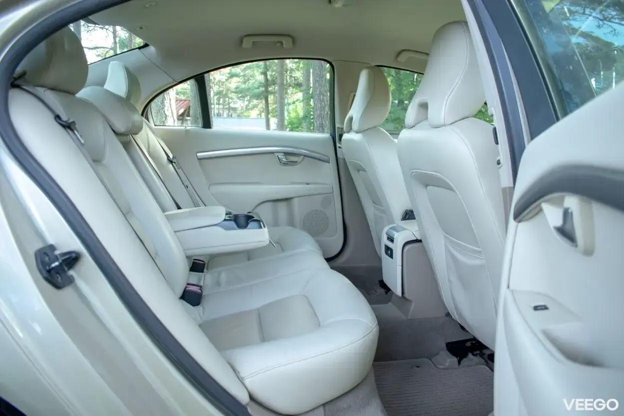 Volvo S80 2.5 147kW