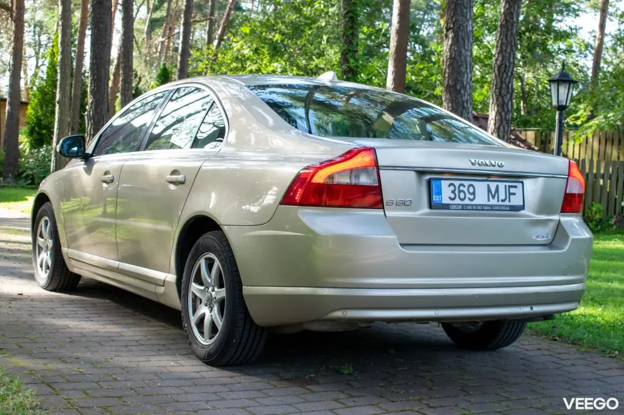 Volvo S80 2.5 147kW