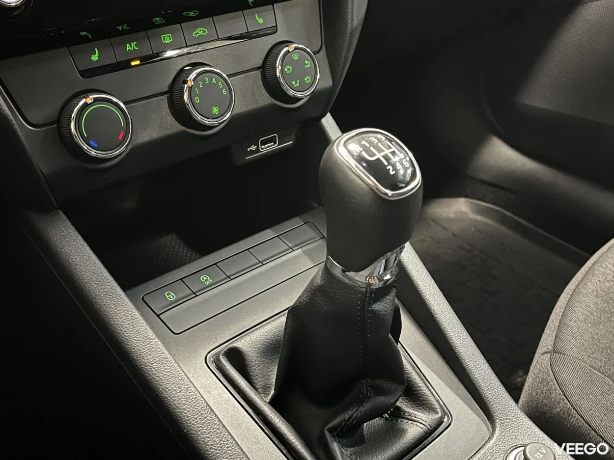 Skoda Octavia HB Active Style FL 1 85kW