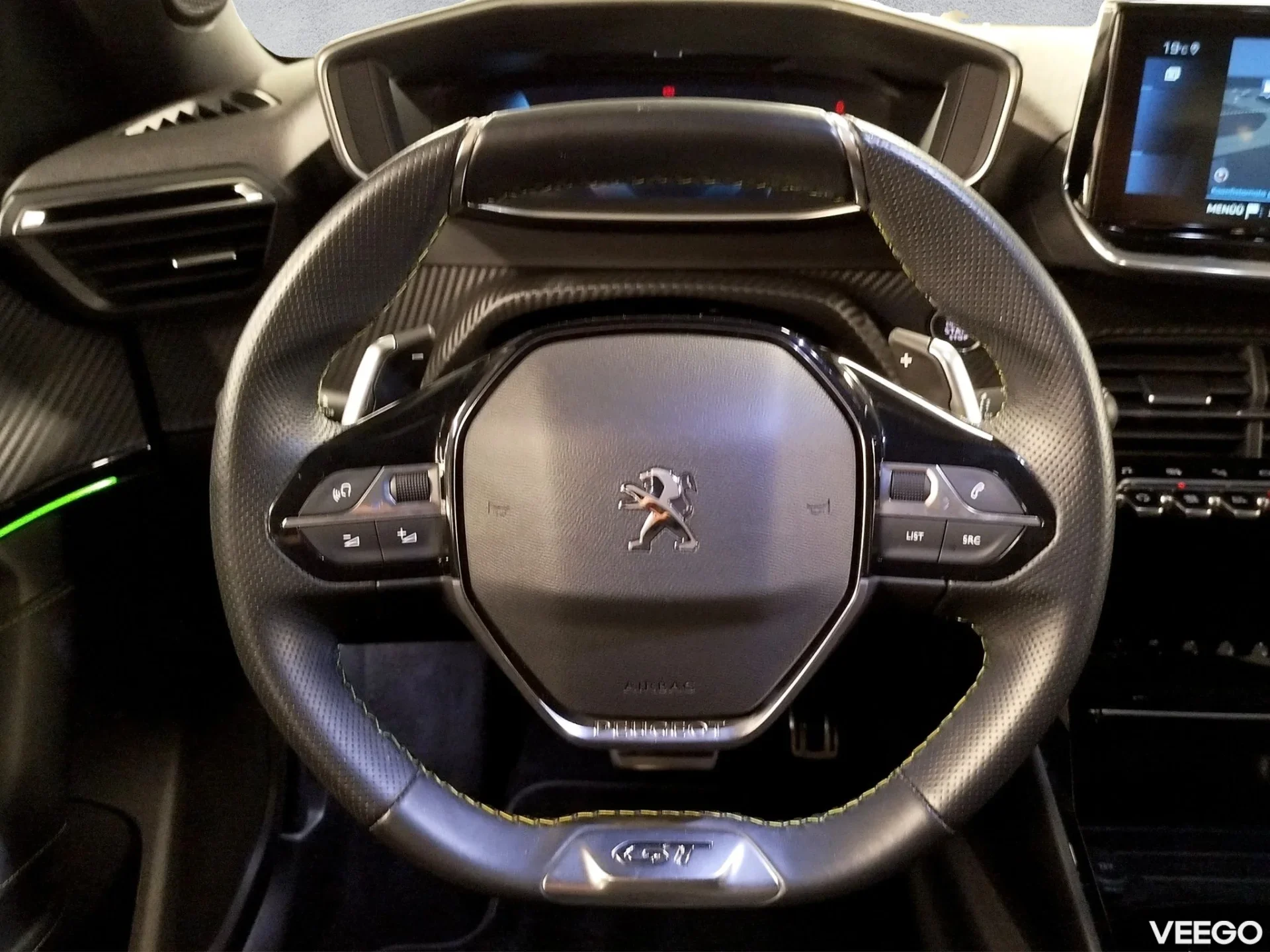 Peugeot 2008 GT PureTech 130 AT8 96kW