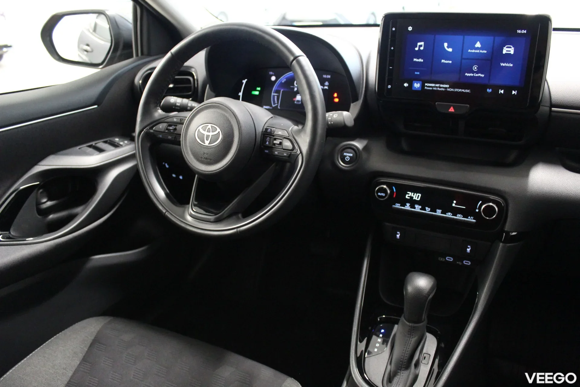 Toyota Yaris Active Plus Hybrid 1.5 68kW