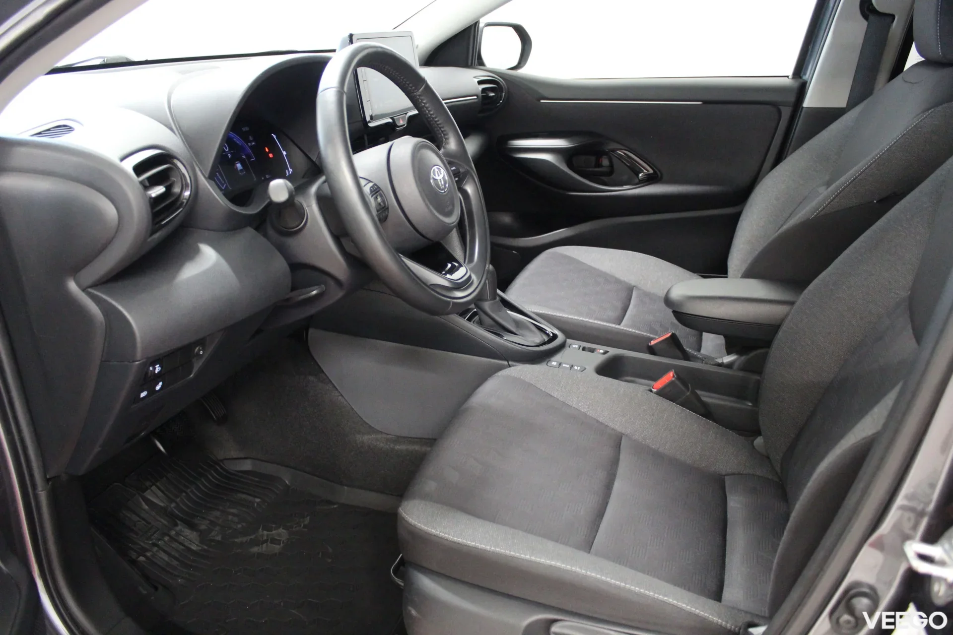 Toyota Yaris Active Plus Hybrid 1.5 68kW