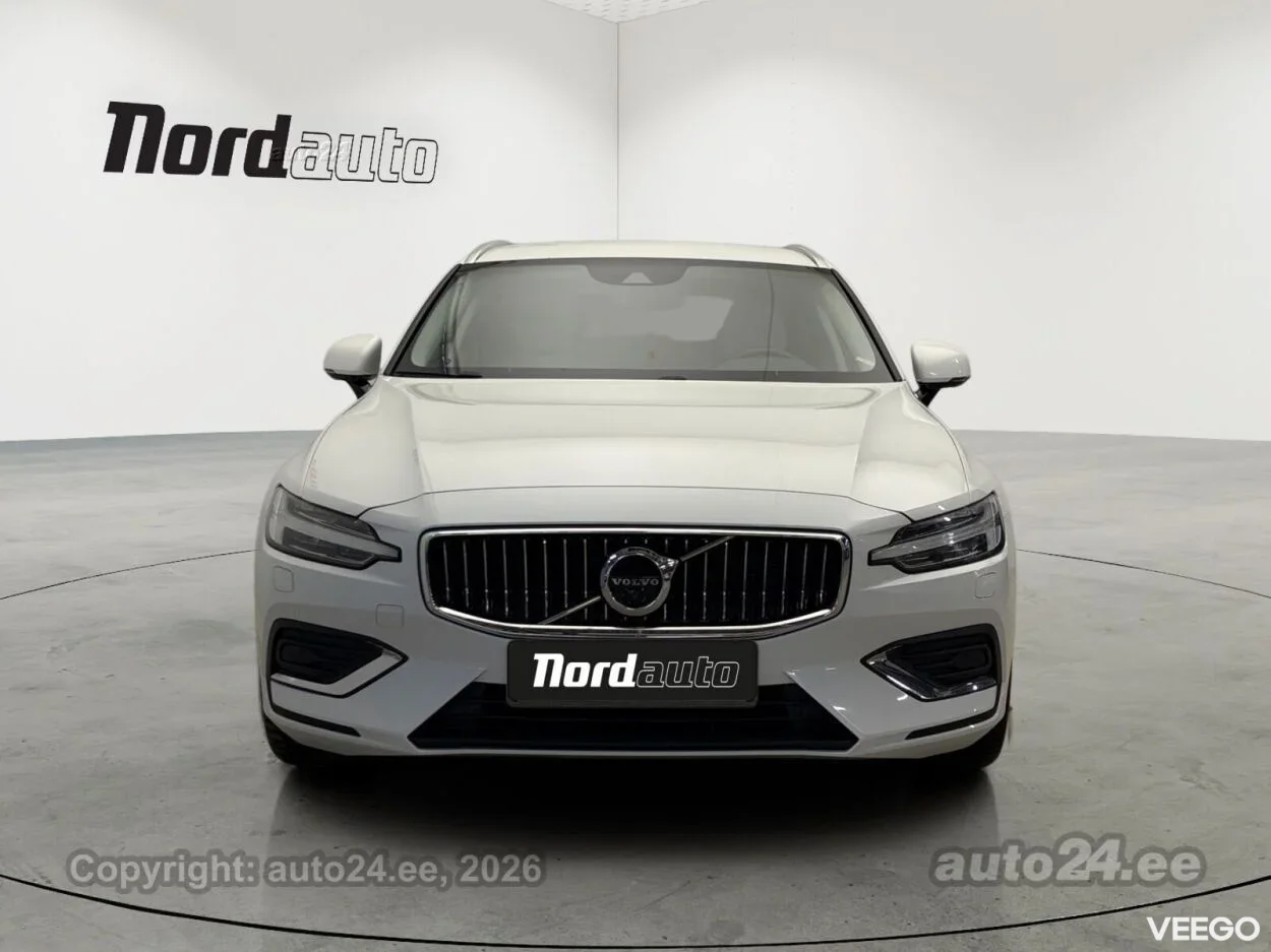 Volvo V60 AWD T8 2 228kW