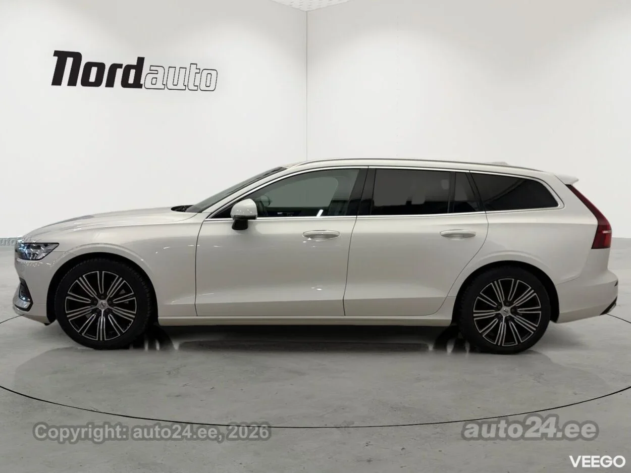 Volvo V60 AWD T8 2 228kW