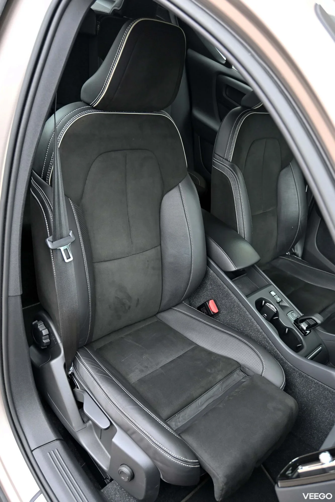 Volvo XC40 T4 INSCRIPTION EXPRESSION INTELLI SAFE MY2023 FACELIFT 2 155kW