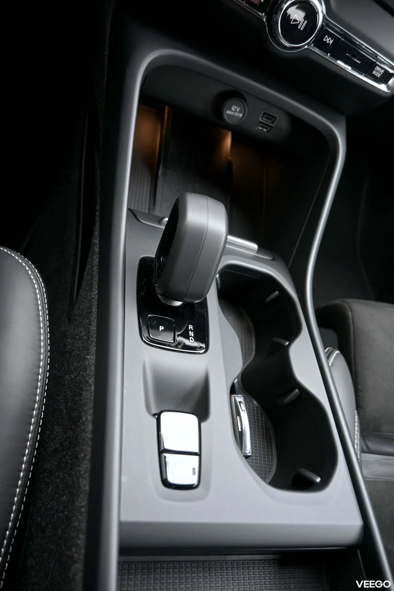 Volvo XC40 T4 INSCRIPTION EXPRESSION INTELLI SAFE MY2023 FACELIFT 2 155kW