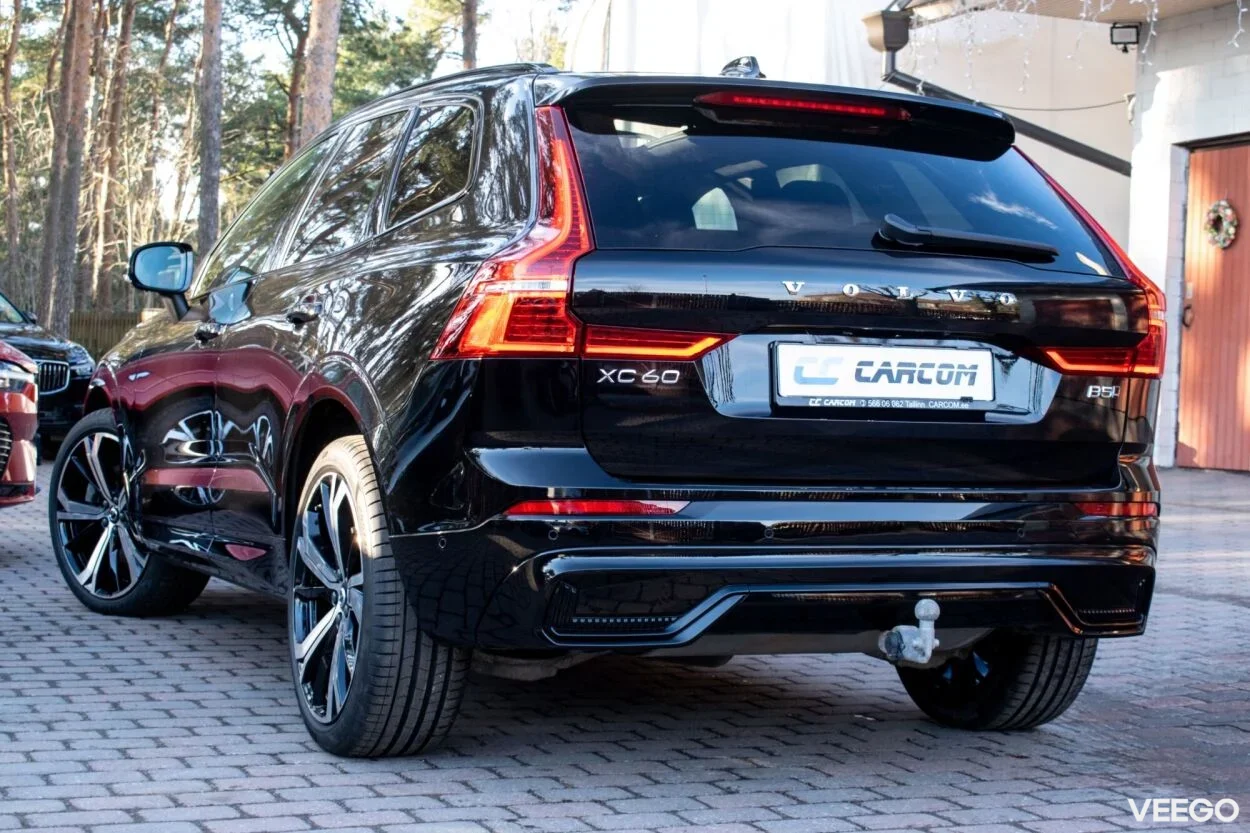 Volvo XC60 Ultra DARK Intelli PRO Xenium Wntr 2 184kW