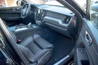 Volvo XC60 Ultra DARK Intelli PRO Xenium Wntr 2 184kW thumbnail