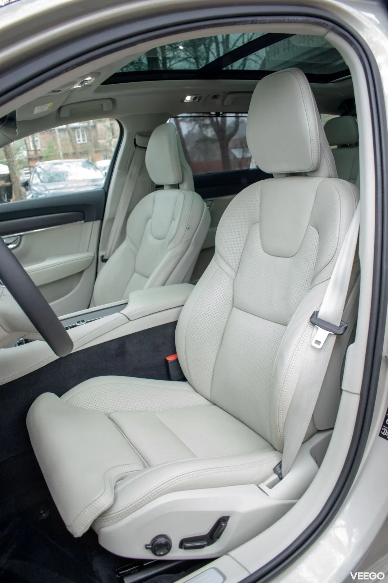 Volvo V90 Cross Country PRO Intelli Safe PRO Xenium Wntr 2 235kW