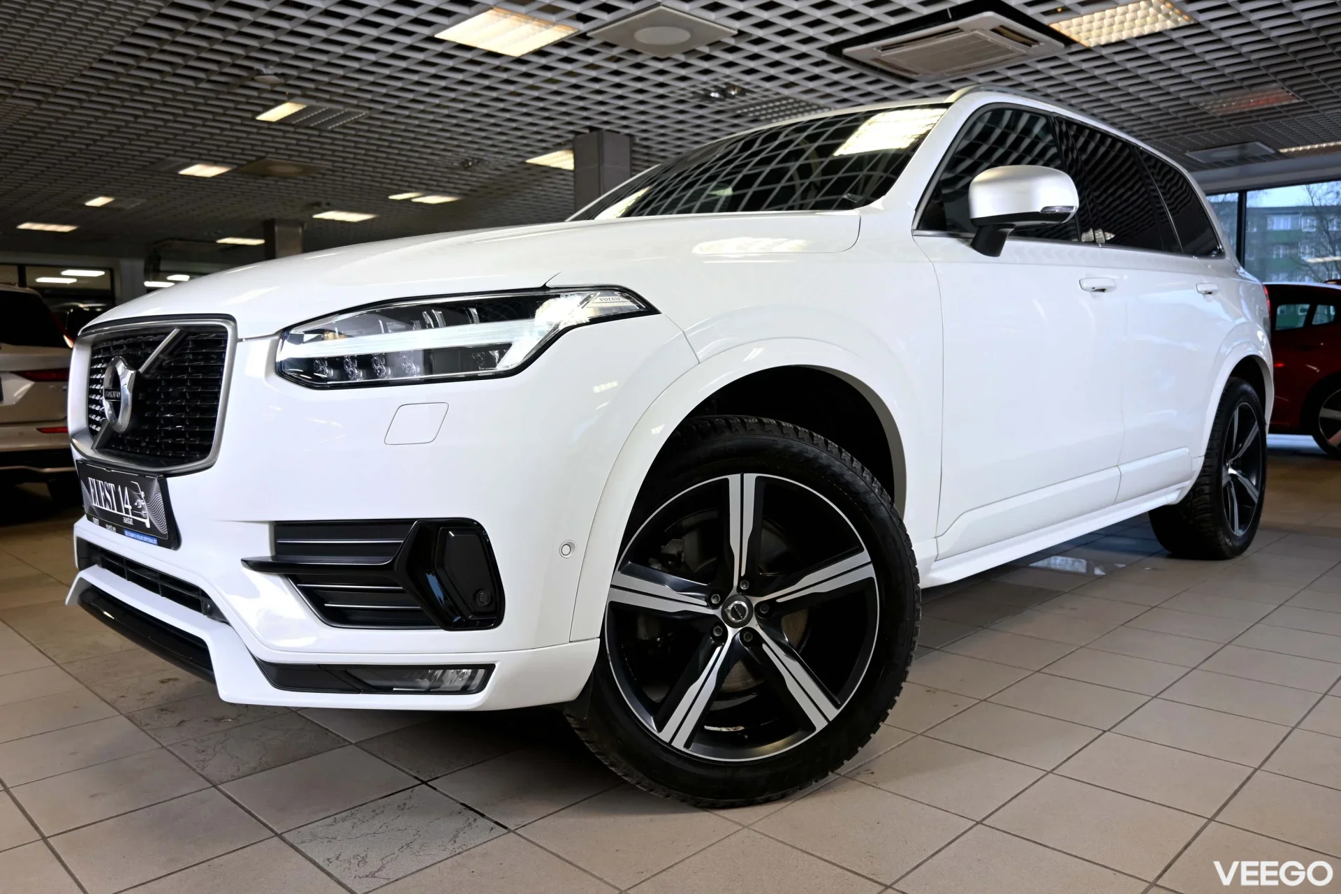 Volvo XC90 AWD R-DESIGN INTELLI SAFE 184kW