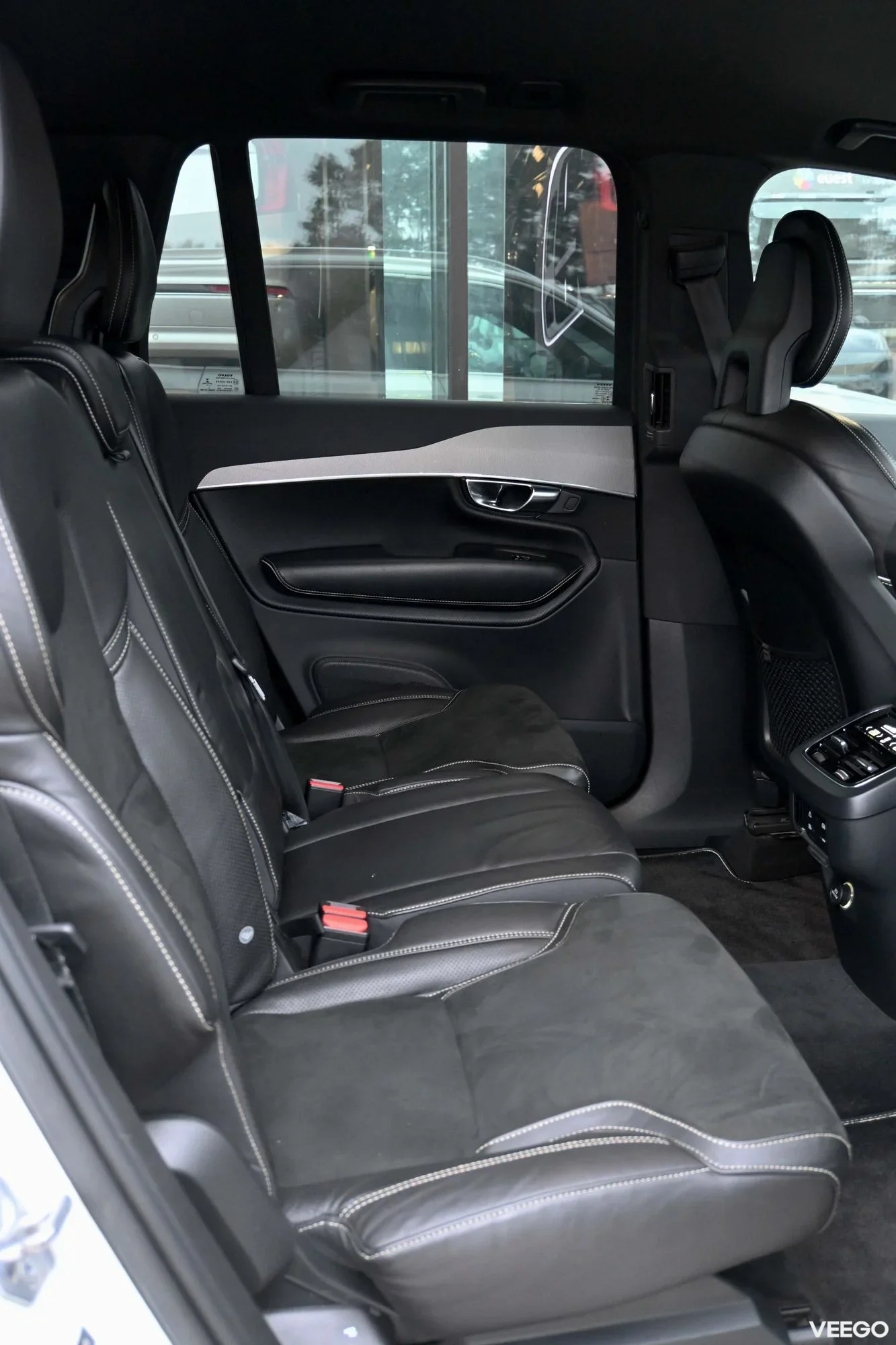 Volvo XC90 AWD R-DESIGN INTELLI SAFE 184kW