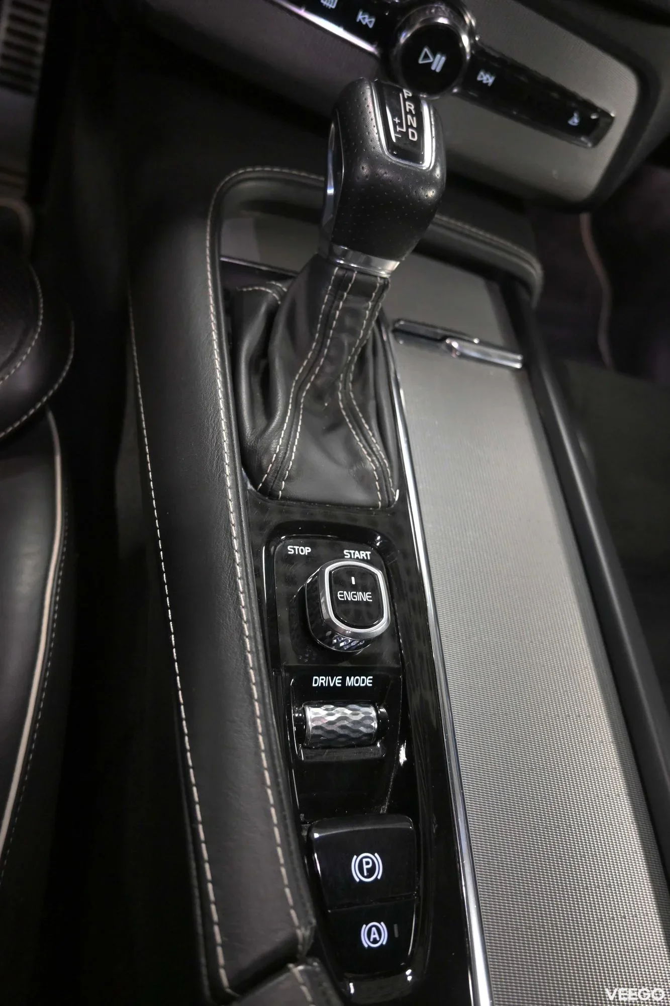 Volvo XC90 AWD R-DESIGN INTELLI SAFE 184kW