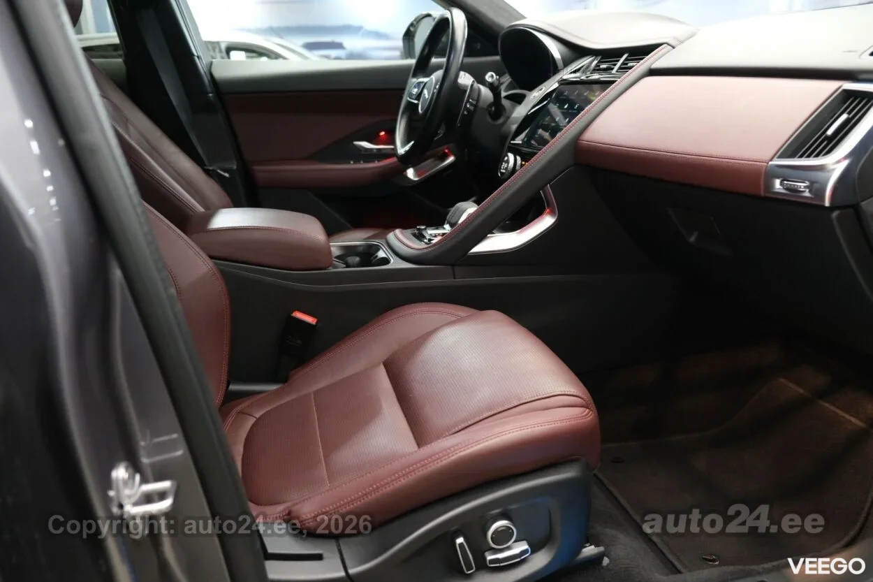 Jaguar E-Pace SE P300e AWD R-Dynamic 1.5 147kW