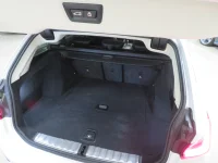 BMW 330 3.0 210kW thumbnail