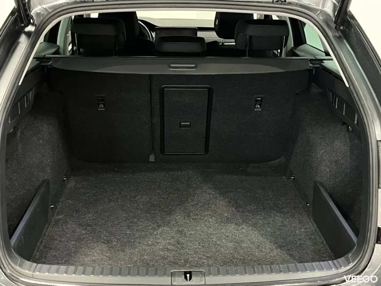 Skoda Octavia Combi Elegance 1.5 110kW