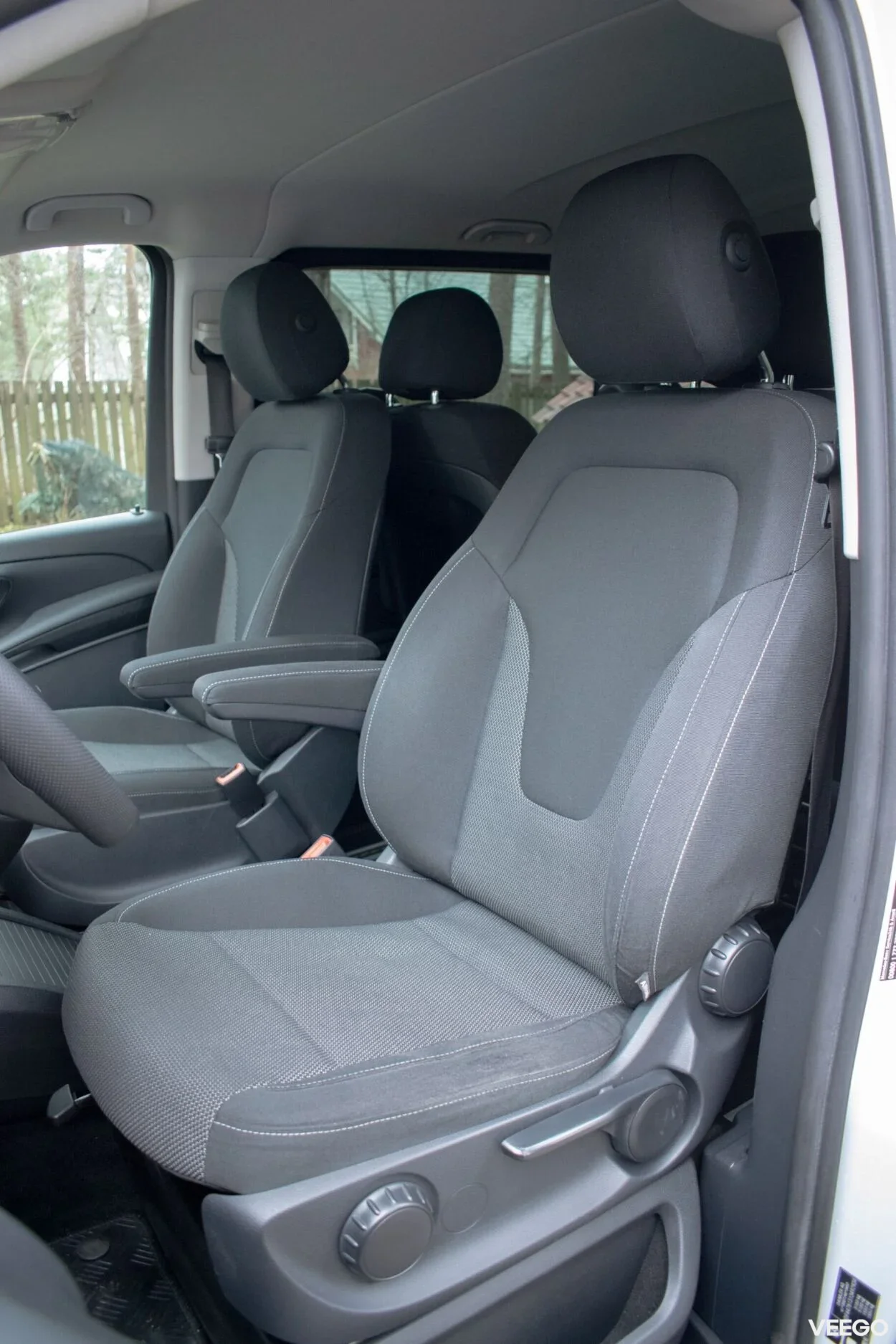 Mercedes-Benz V200 7s N1 M1 2.1 100kW