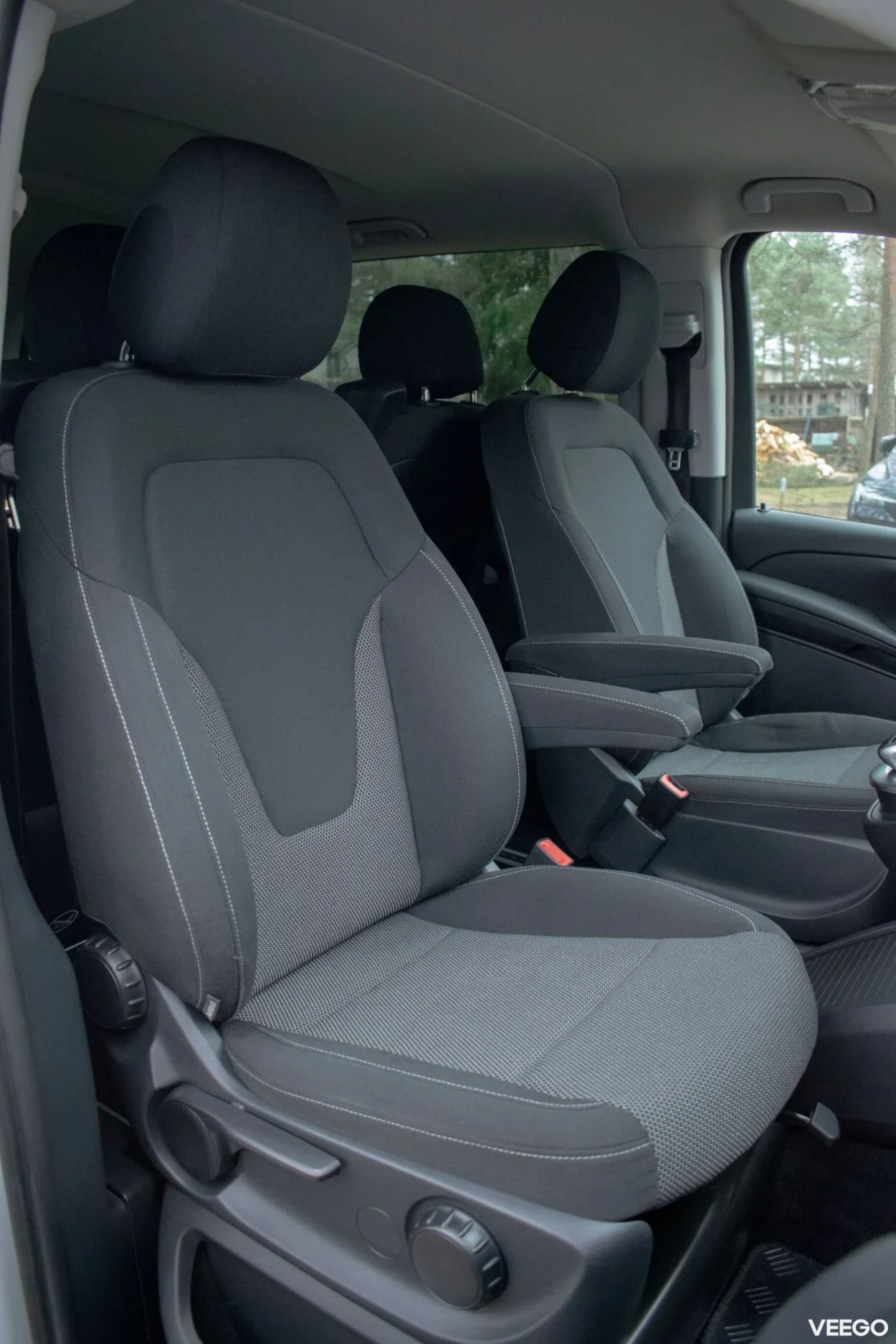 Mercedes-Benz V200 7s N1 M1 2.1 100kW