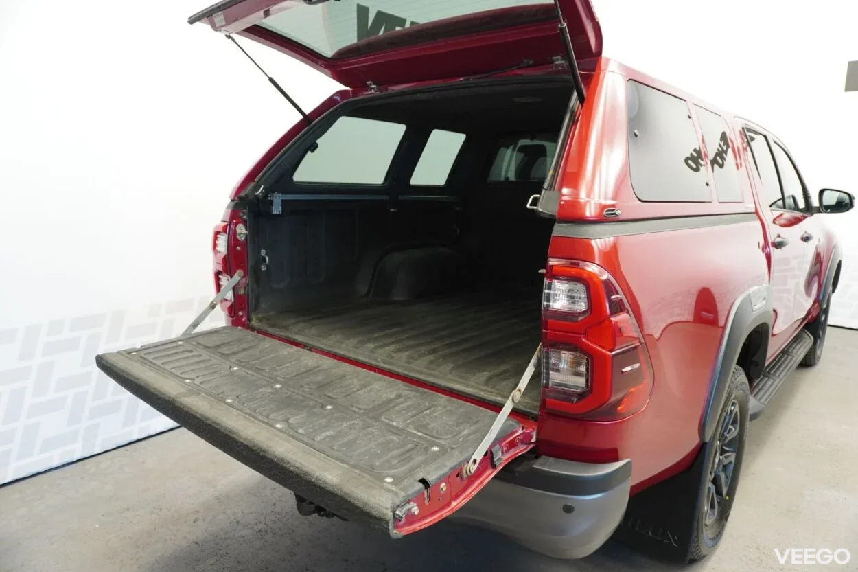 Toyota Hilux 2.8 150kW