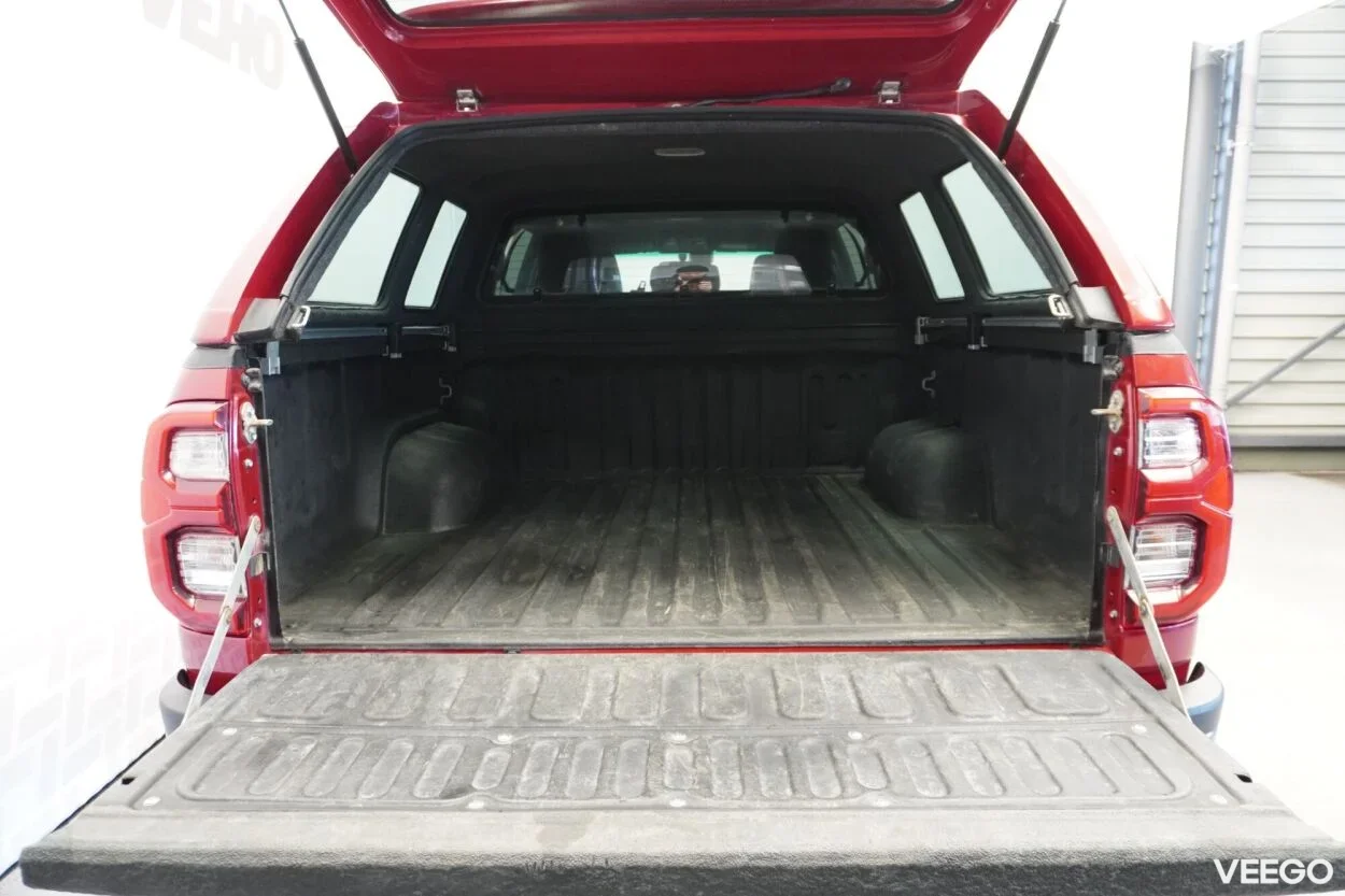 Toyota Hilux 2.8 150kW