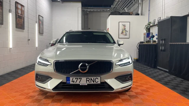 Image of Volvo V60 Momentum Advanced SE 2.0 145kW