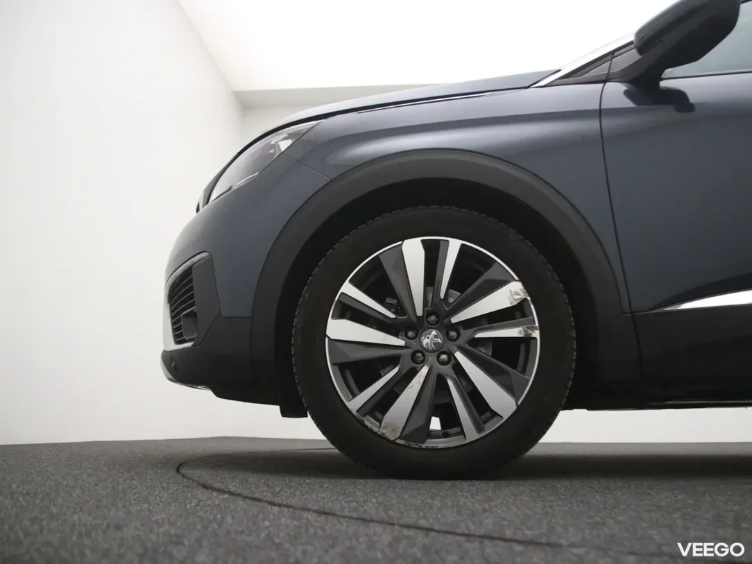 Peugeot 5008 1.5 96kW