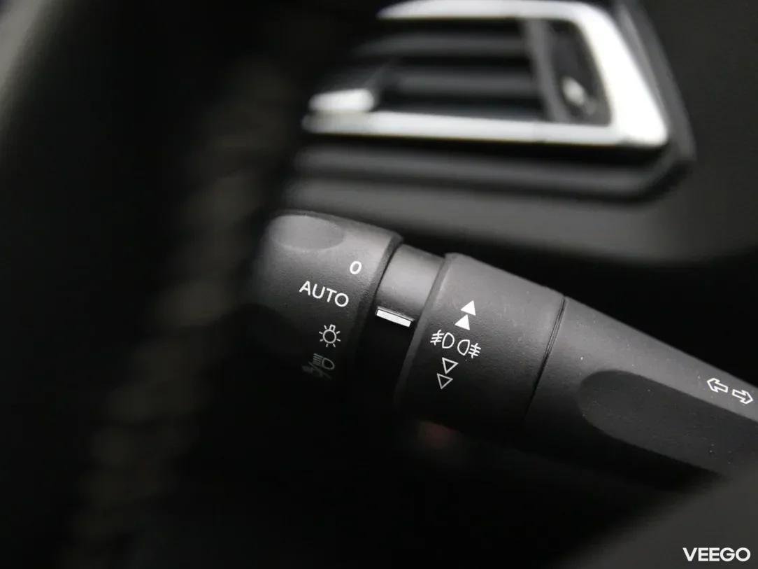 Peugeot 308 1.2 81kW