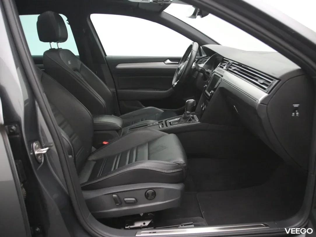 Volkswagen Passat 2 140kW