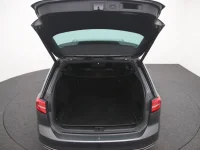 Volkswagen Passat 2 140kW thumbnail
