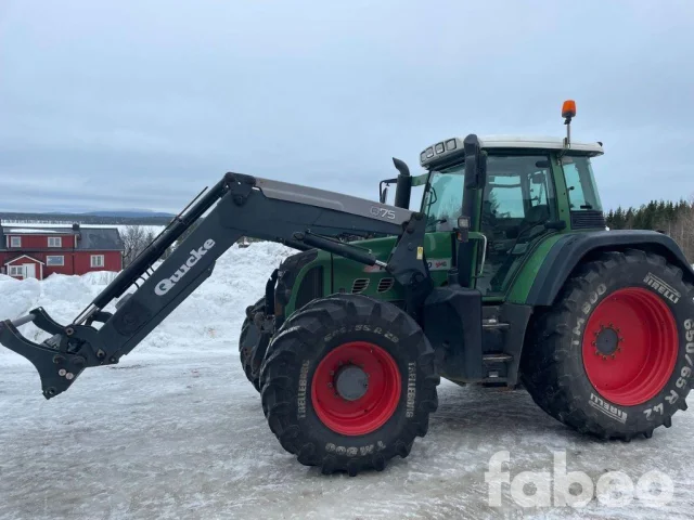 Image of Fendt 820 Vario Traktor (125740) 140kW