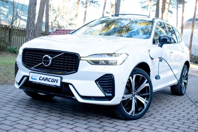 Image of Volvo XC60 T8 Ultimate DARK Intelli PRO Xenium Wntr 2 335kW